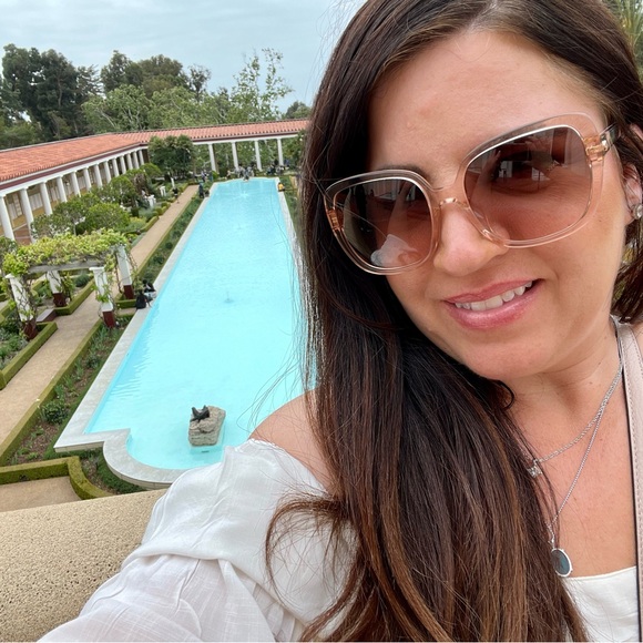 Meet your Posher, Heather - Picture 10 of 12